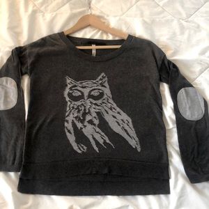 Light sweater by KENSIE